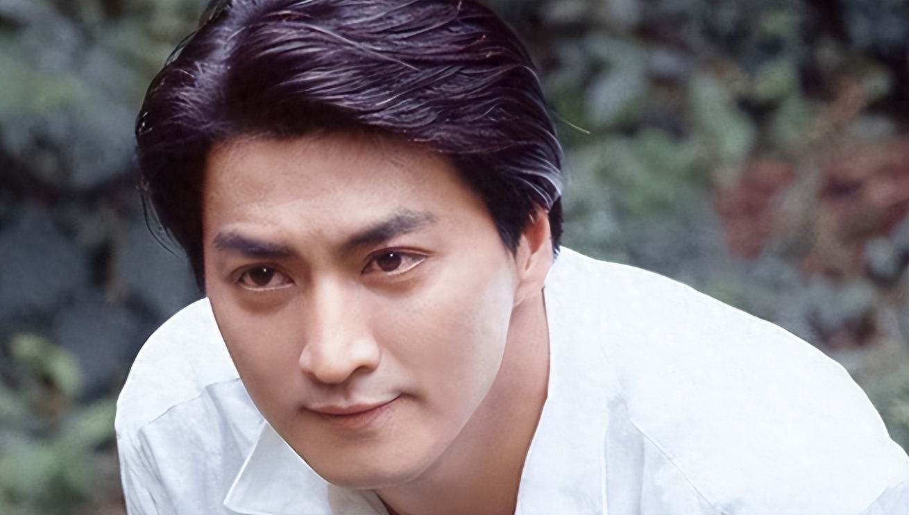 知名演员何家劲深夜发文:“人神共愤!自有天收!”评论区沦陷!