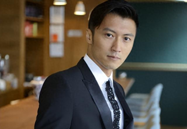 有其父必有其子!谢霆锋被气到住院!只因儿子带回一位“老阿姨”!