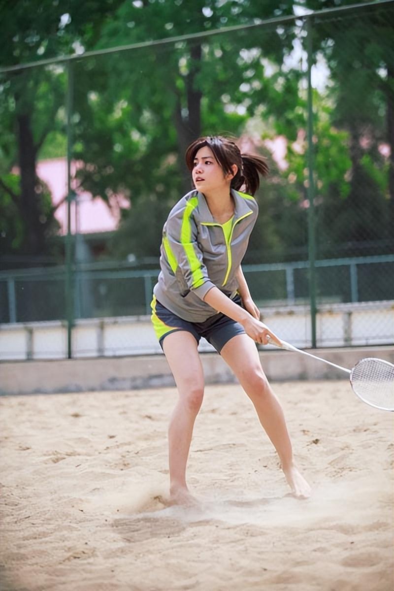 阚清子|被“丑脖子”拖累的6位女星,明明长相出众,却在脖子上吃了亏