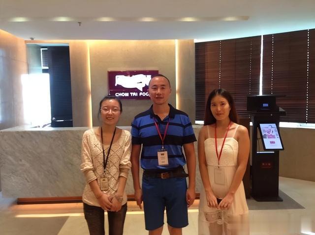 创业|我20年前年薪百万，10年前财富自由，不要孩子，带媳妇移居西班牙