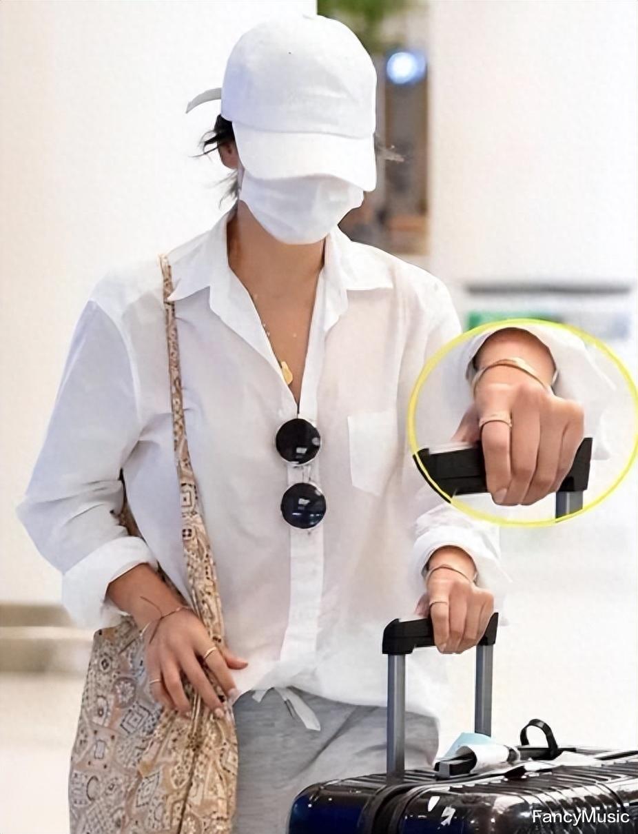 双宋差距越拉越大，曾经的顶流夫妇，如今男宋全靠“父凭子贵”！