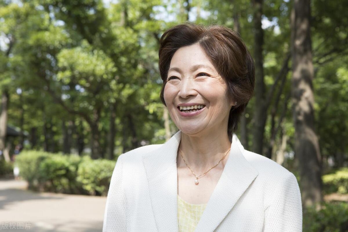 很瘦,吃肉又不长肉怎么办?只能等中年发福才能胖?