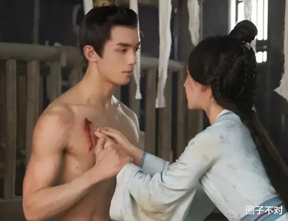 身材“配不上”脸的7位男星，看脸俊朗帅气，身材却是一言难尽