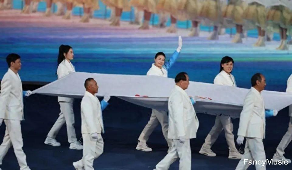 郭晶晶为什么能够拥有豪门“旺夫命”,看了她的人生,就有了答案