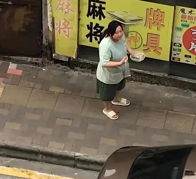 贾玲|真被热巴说中了!曝贾玲秘密生子,范丞丞冲上热搜榜一