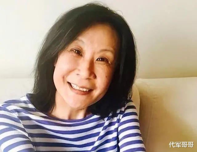 年轻时出国享受,如今回国养老,这5位明星的如意算盘打得真是响