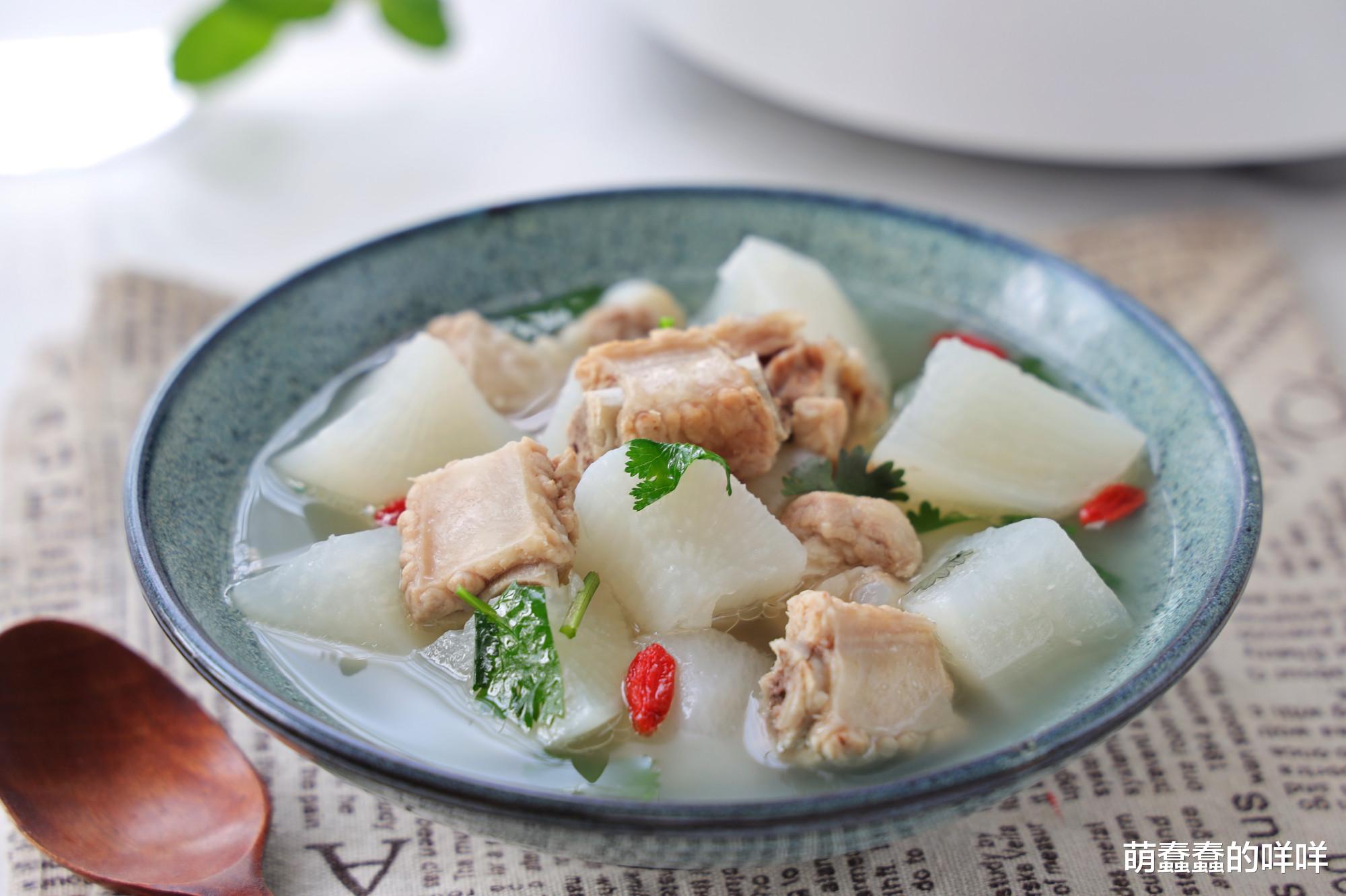 维生素C|天冷了要“会吃”,聪明人常吃这5种食物,御寒暖身,温暖入寒冬