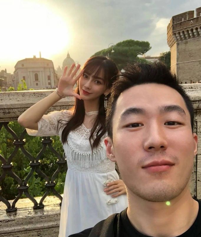 台湾|杨颖谷爱凌罕见同框，相差14岁看不出年龄，baby状态获夸赞