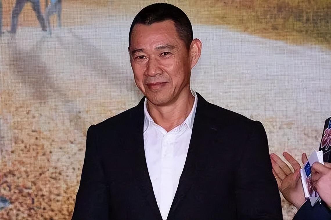 张丰毅妻子霍凡：被宠成女王，结婚29年无儿无女，将继子视如己出