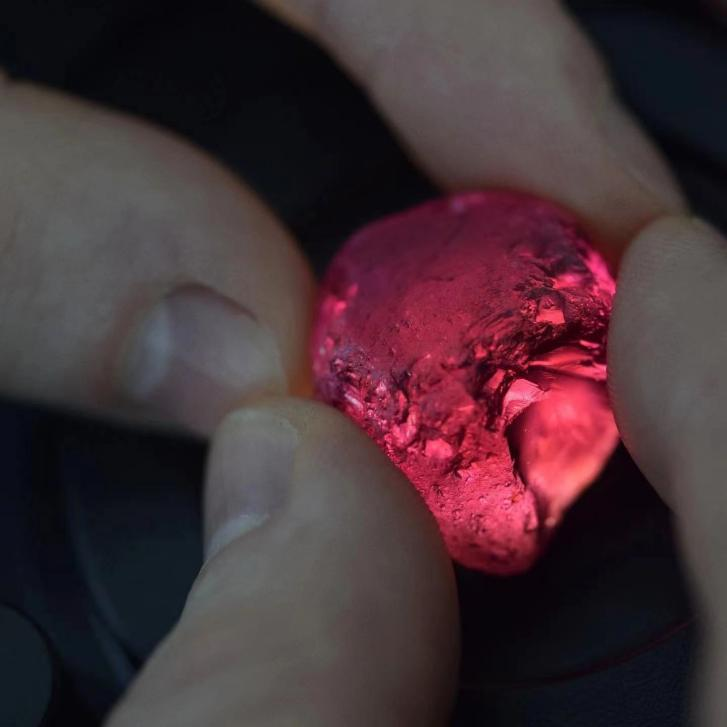 宝石|2023苏富比春拍落槌，这颗红宝石将打破千年纪录