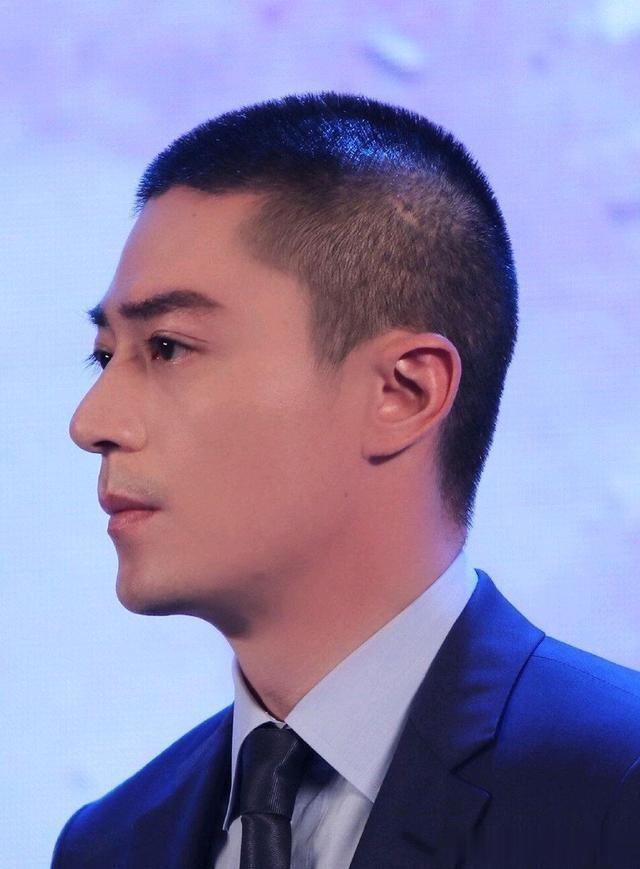 发型 靠刘海就别说颜值高了，7位明星告诉你，真正帅的人根本不靠发型