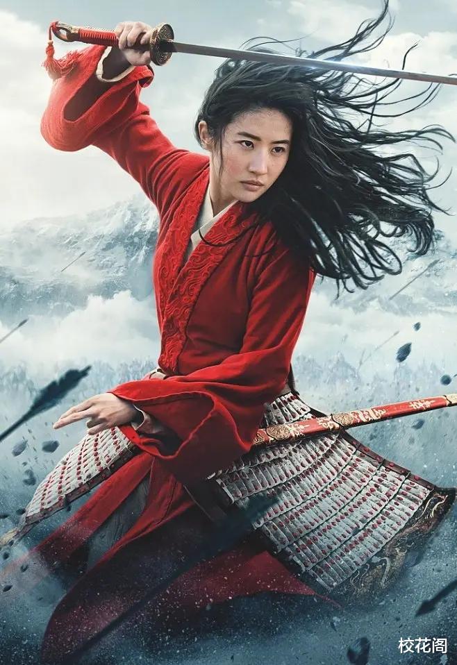 看刘亦菲“婉拒”董宇辉的邀约，才明白杨幂到底差在哪儿