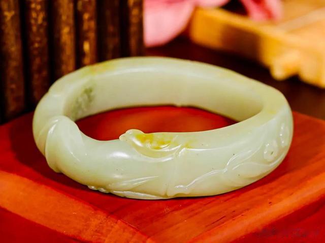 |昂贵稀有的和田籽料，为什么总是让和田玉新手“挨闷棍”？