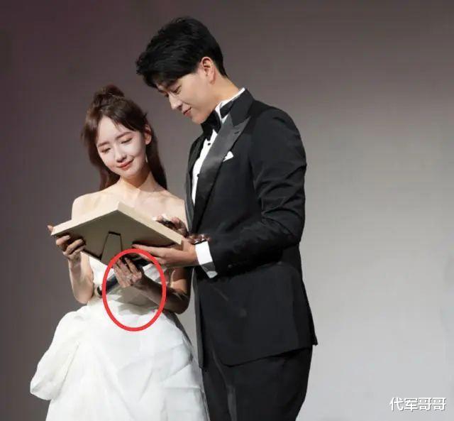 秦牛正威与孔浩宇甜蜜官宣订婚，为何却遭网友冷嘲热讽？