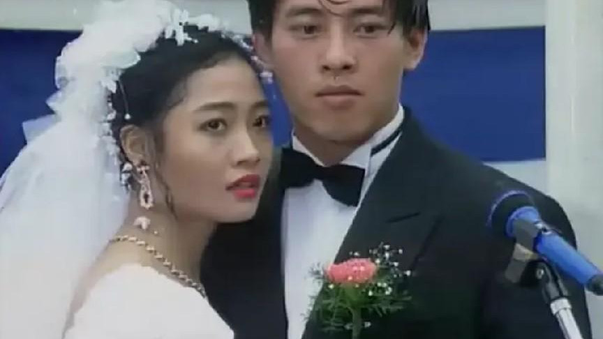 冻龄亚姐，57未嫁，自爆曾遇13人追求，选美时还被偷走贴身衣物