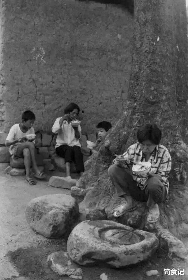 野味|村里老人说，六七十年代粗茶淡饭不缺，想吃肉也不难，这话你信吗