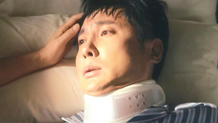 范伟|曝沈腾病情恶化，国外求医被偶遇，其妻子却深夜和异性聚餐