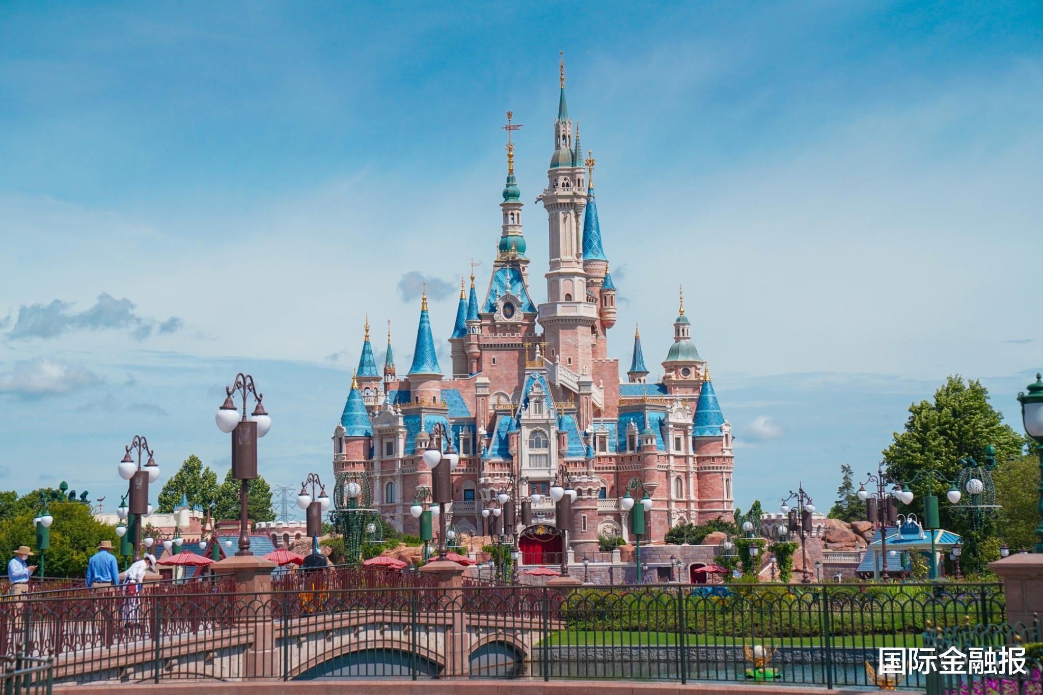 确山|10万人失业！裁员潮仍在继续，这家巨头刚换帅就加入……