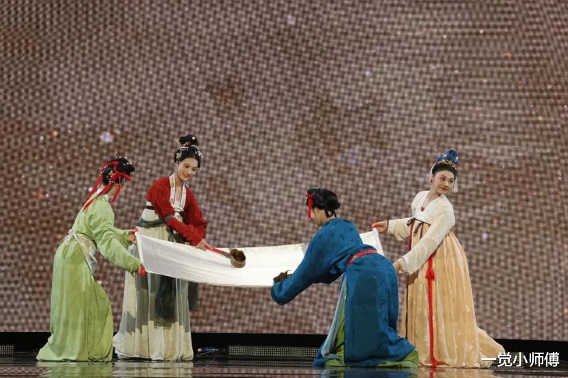 王鹤棣|期待2024年龙年春晚!请接受全国人民的检阅!