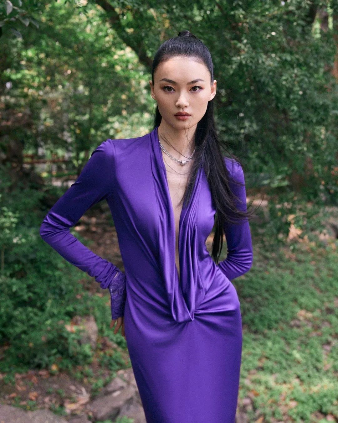 蜂蜜 富婆都没有刘海？Lisa大光明翻车的造型，到底是怎么回事？