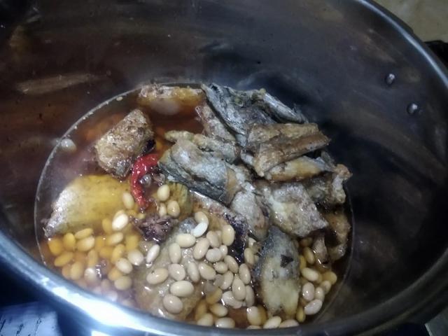 黄豆|未来一个月，除了备药戴口罩，5样食物多囤点，为过年做准备