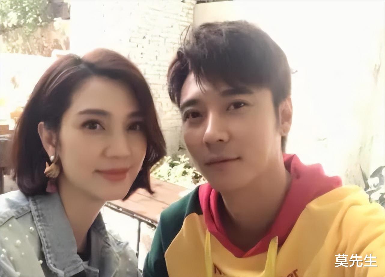 隐婚|包养干儿子、隐婚生子、否认移民,娱乐圈好生猛,一天7个大瓜