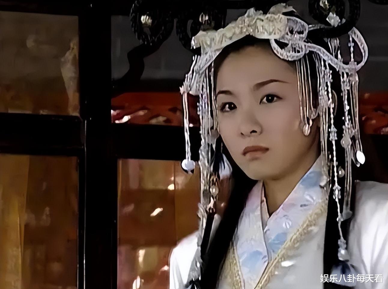 她曾是“古装女神”，拍戏时被打成脑震荡，后遗症太大，46岁仍旧未婚