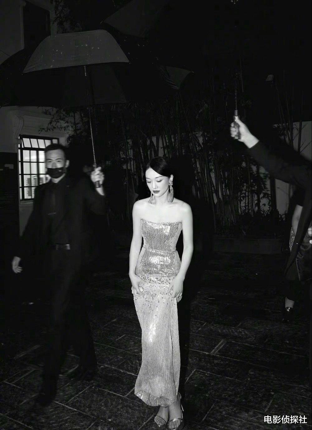 刘亦菲|众星撑伞图出圈:刘亦菲气质佳,倪妮氛围感满满,刘诗诗气场全开