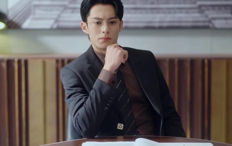 王鹤棣新剧被人民文娱点名，言辞犀利，真是一点脸面都不给留