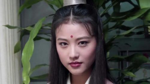 港媒曝光周海媚骨灰处理细节，或将安葬在香港，方便家人悼念！