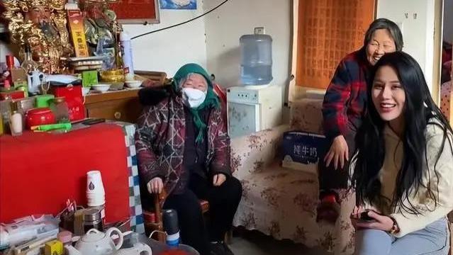 山东一网红过年回家相亲，张嘴要彩礼5个9万9，车房需写自己的名