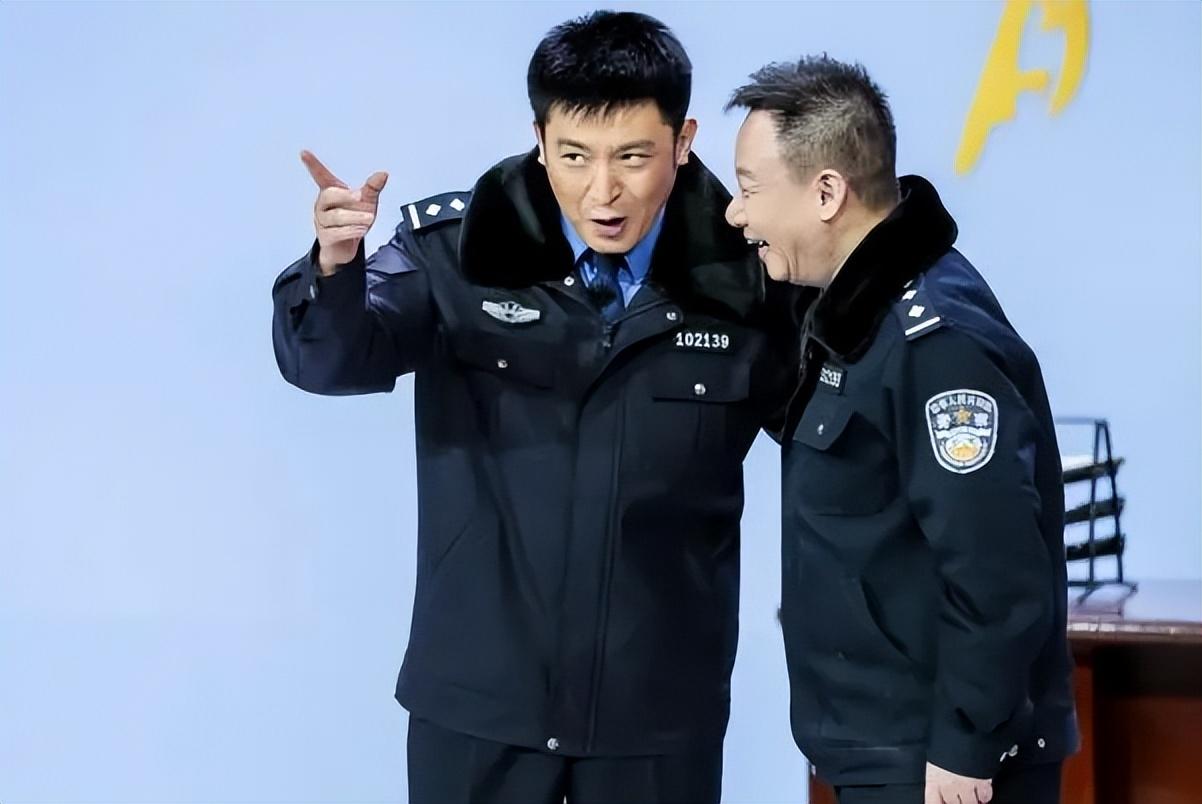 明着吃软饭？17次上春晚竟然全是老婆的功劳，结婚27年被拿捏死