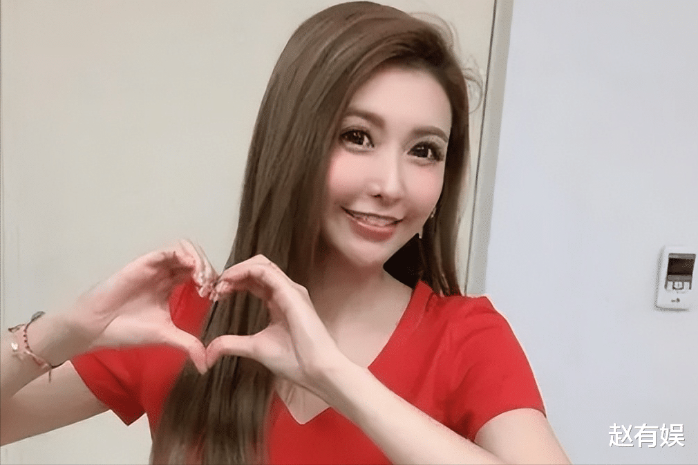 简恺乐|主持人简恺乐:能嫁给丈夫是我的幸运!他很大度不嫌弃我的过去