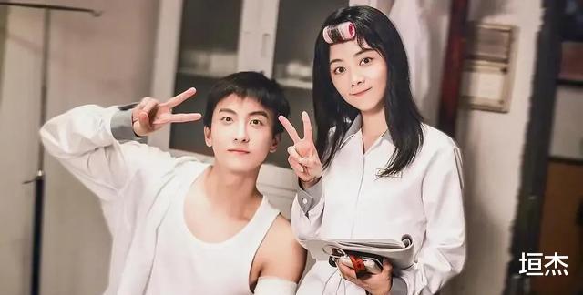 姐弟恋 演“姐弟恋”不违和的6位女星，不油腻、不辣眼睛，个个浑然天成