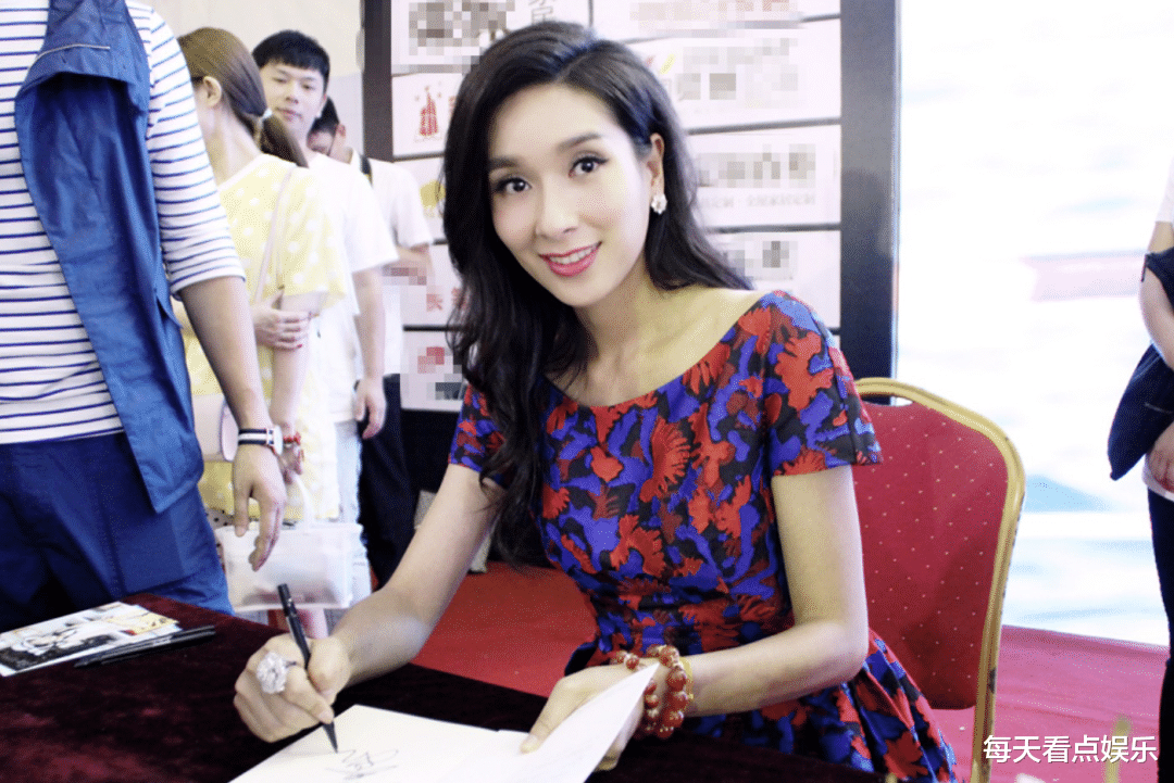 与古天乐暧昧,被一巴掌毁掉星途,49岁“最美亚姐”已无人问津?