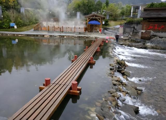 湖南|湖南小镇有条“热水河”，温度高达98℃，村民杀鸡用河水不需脱毛