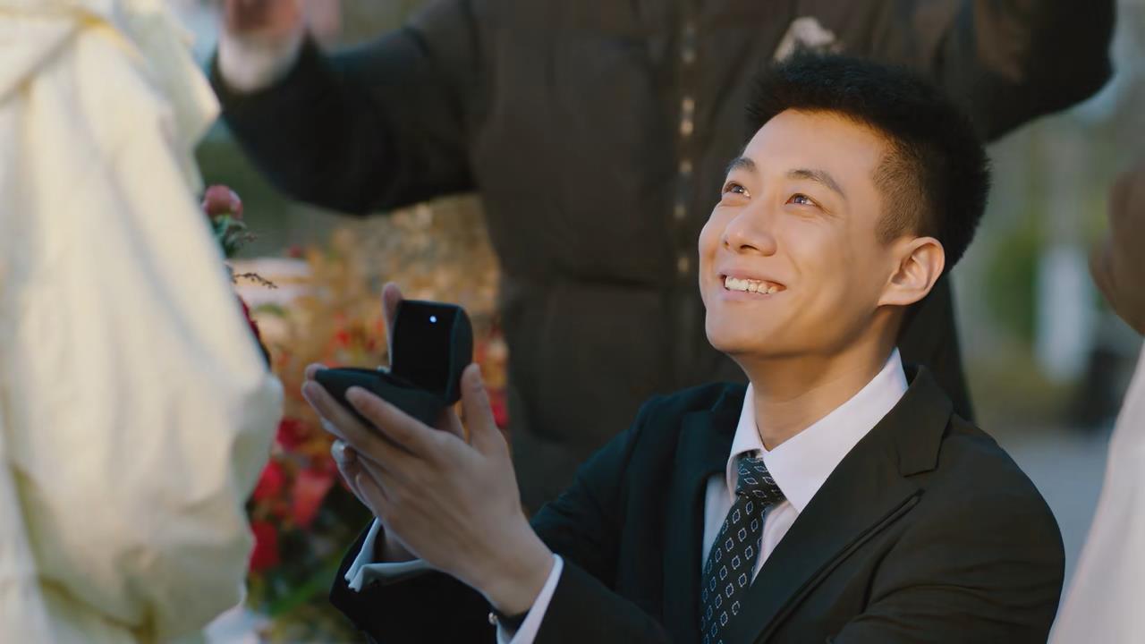 《我要逆风去》第31集32集看点，徐斯打算把腾岳卖给安奈达