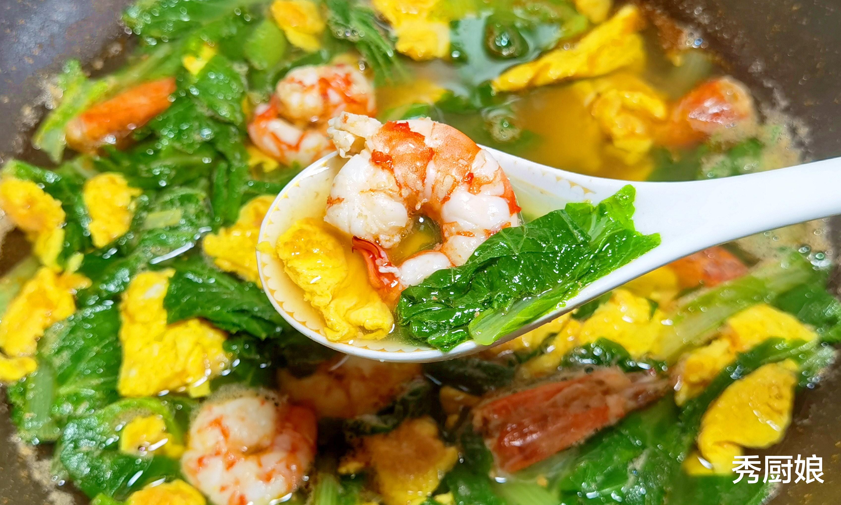 鸡蛋|冬季皮肤干燥，多喝这3汤，补水效果比面膜还好，营养滋补又解馋