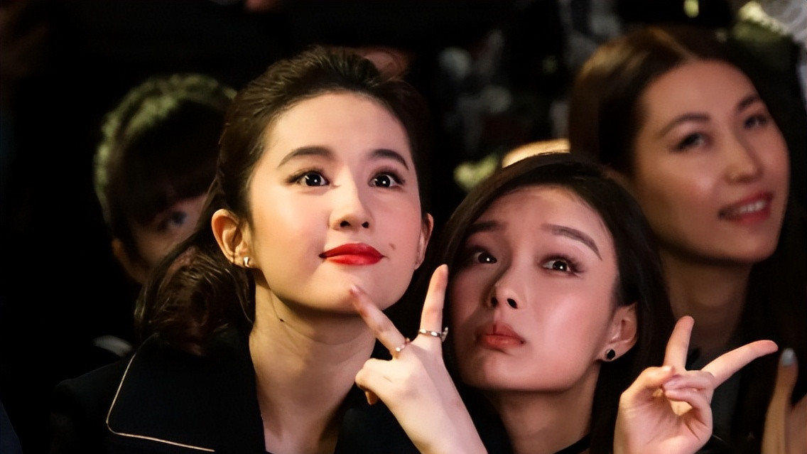 当36岁刘亦菲和35岁倪妮站在一起，我才明白什么叫气质和骨相