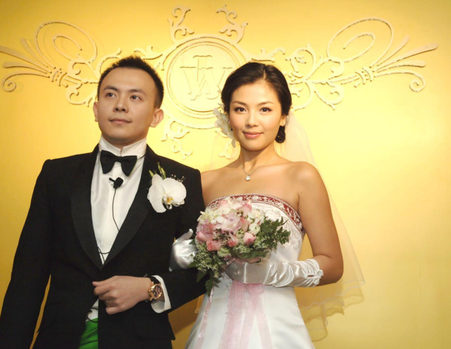 60岁的他曾和刘涛同居四年,被王珂截胡,归来已成豪门