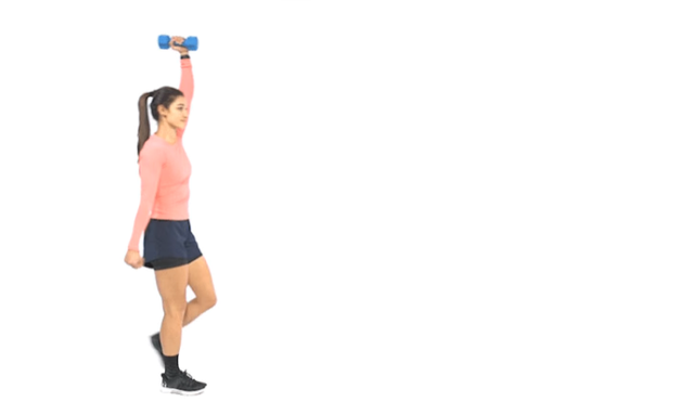 臀部|腹肌可以在厨房和客厅里做，通过这些练习