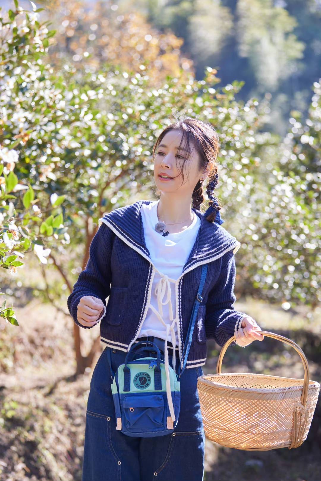 “看似完美艳丽,实则满脸皱纹”的不老女神们,生图才是人间真实