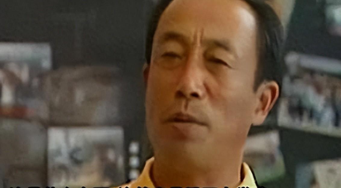 移居美国后暴露本性还是“神”迷心窍?吕丽萍夫妇在美国闹尽笑话