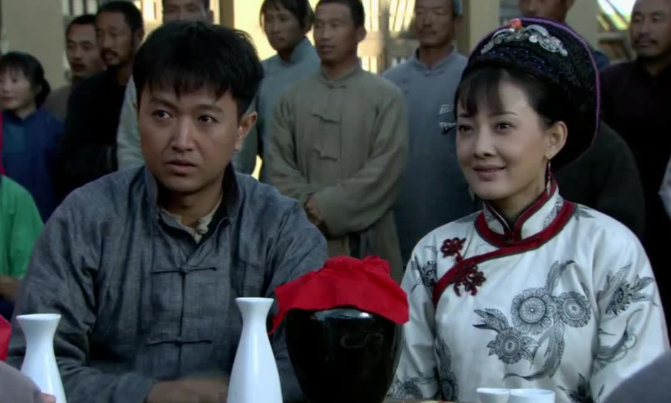 央视又出天花板级年代剧，杨烁李乃文助力，《父母爱情》请靠边站