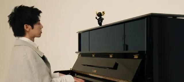 谢霆锋|十年前,华晨宇力压草根欧豪夺冠