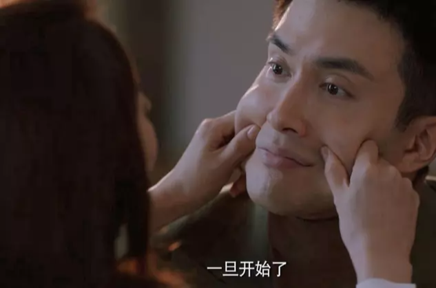 老态、驼背、满脸褶子,却演“第一美男”,谁的审美有问题?