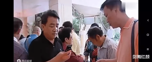 相声|相声演义:唐杰忠收关门弟子七人,带大家看看最真实的摆枝仪式