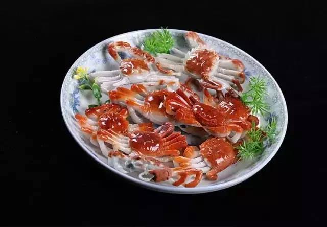 古董|欣赏一下翡翠奇石宴