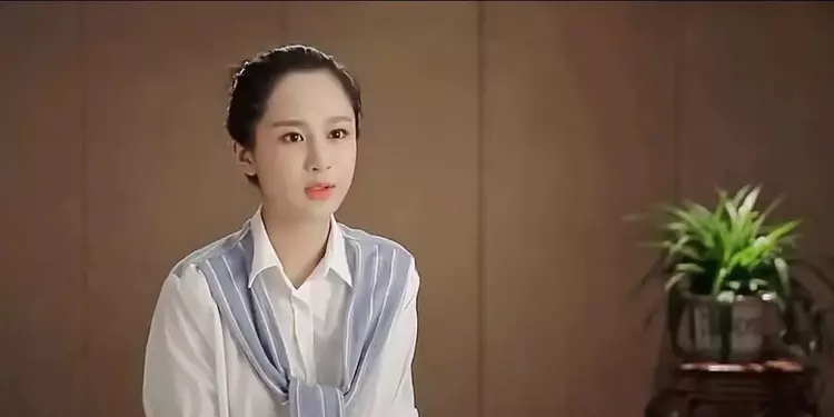 杨紫|杨紫：演员得有商业价值，不然会被换掉，这跟你演戏好不好没关系