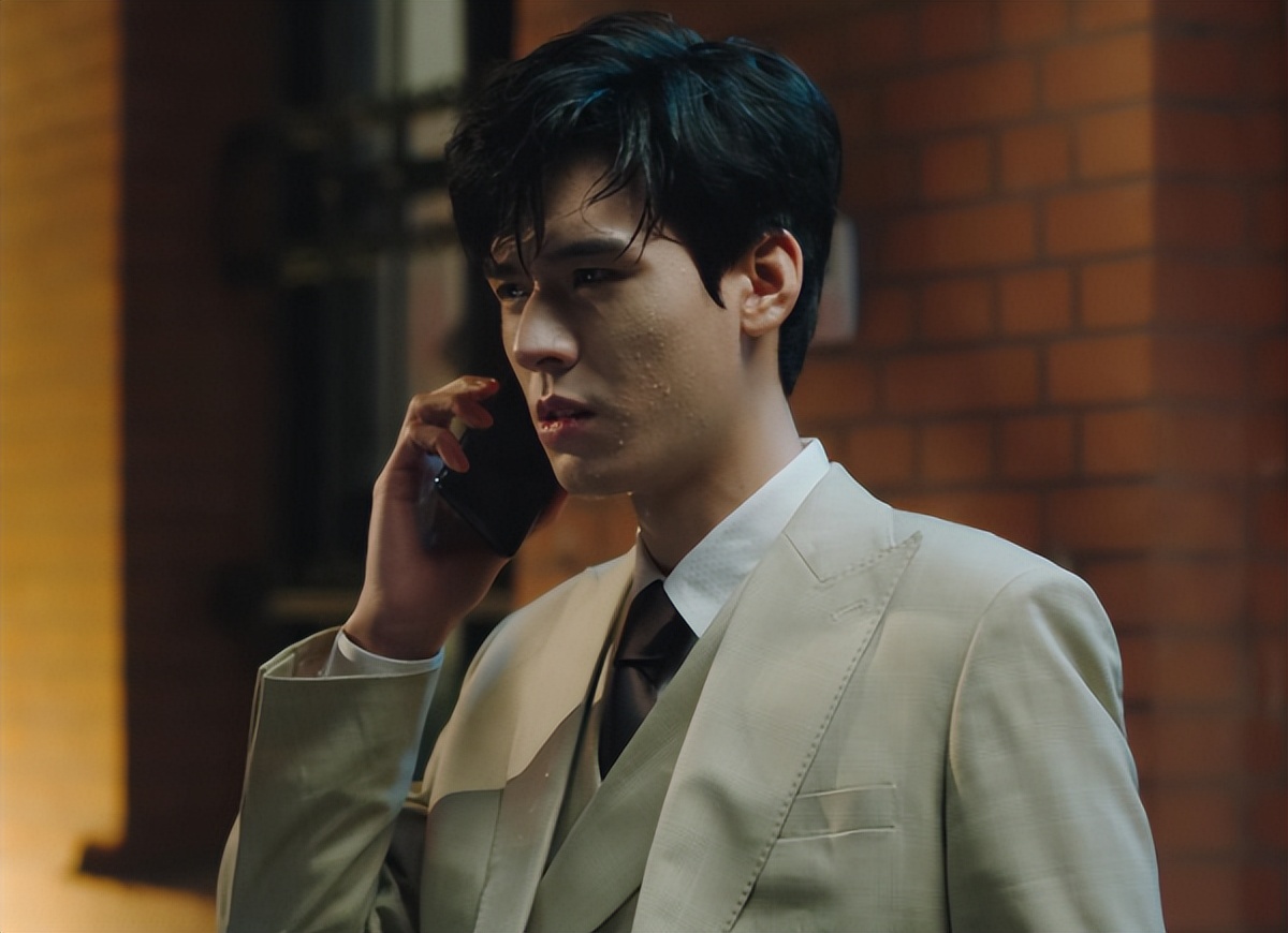 一个人毁了整部剧!10月刚结束,30岁龚俊就以这种方式翻车了